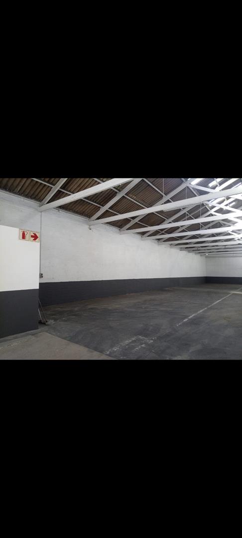 To Let commercial Property for Rent in North End Eastern Cape